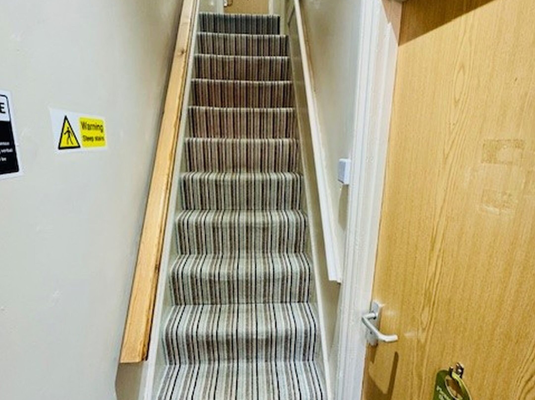 The Railway Sleeper Lodge主图