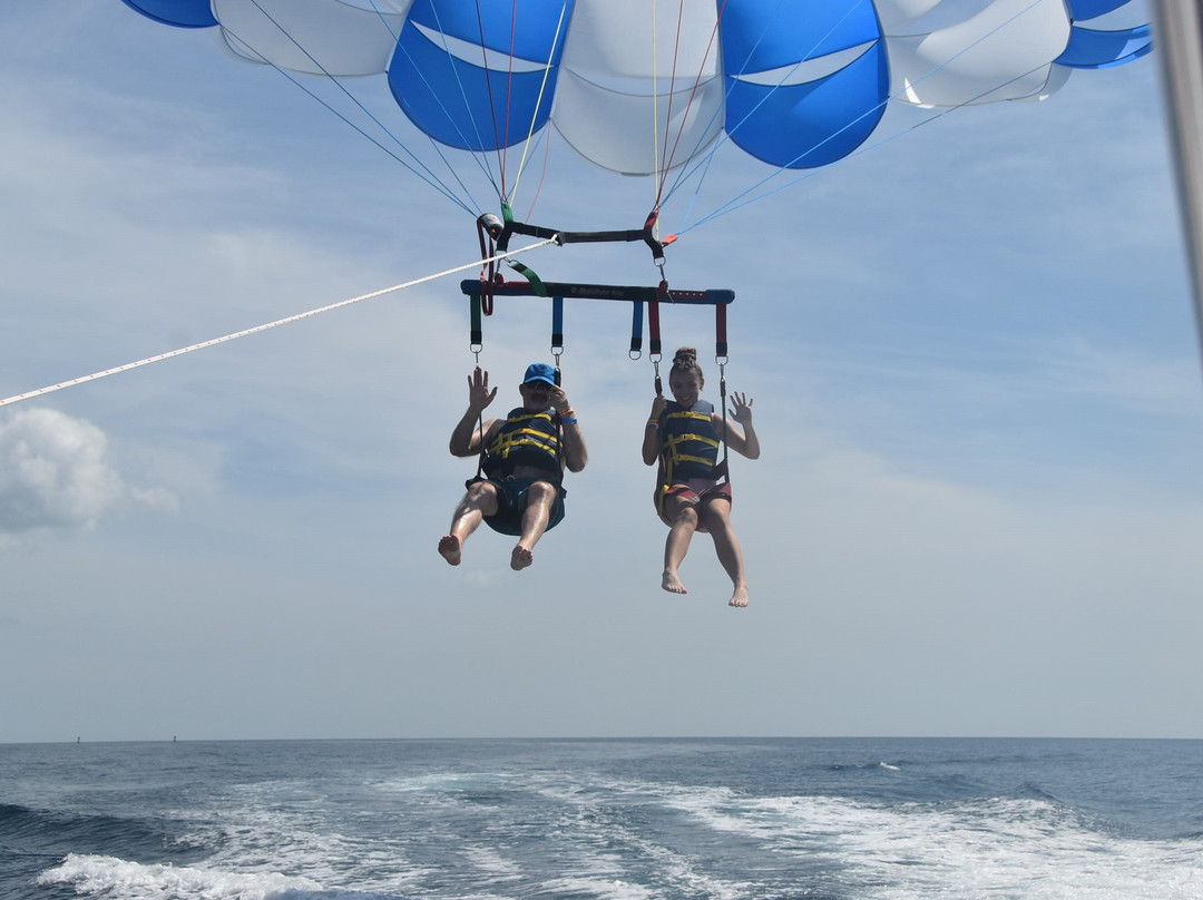 Cocoa Beach Parasail-卡纳维拉尔港必去景点
