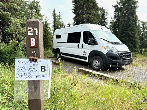 River Wild Camper Vans-安克雷奇必去景点