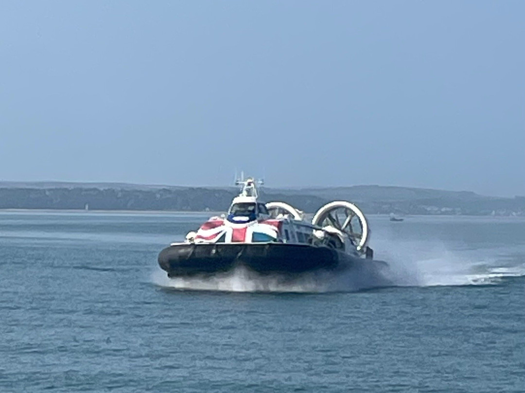 Hovertravel-赖德必去景点