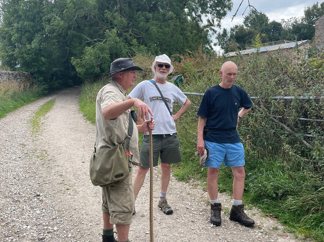 Birdsong Walks With Simon-Monyash必去景点