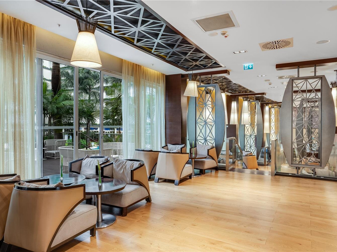 Radisson Blu Hotel & Convention Centre, Kigali主图