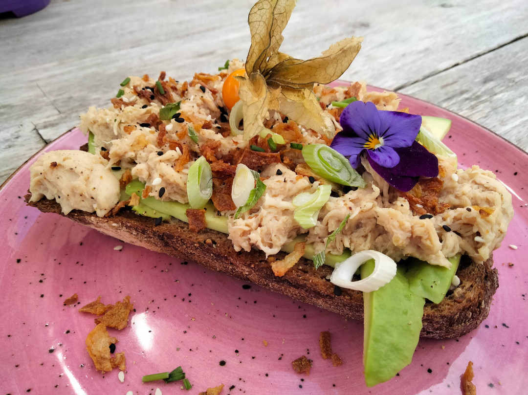 Theetuin en B&B de Kronkelwaard