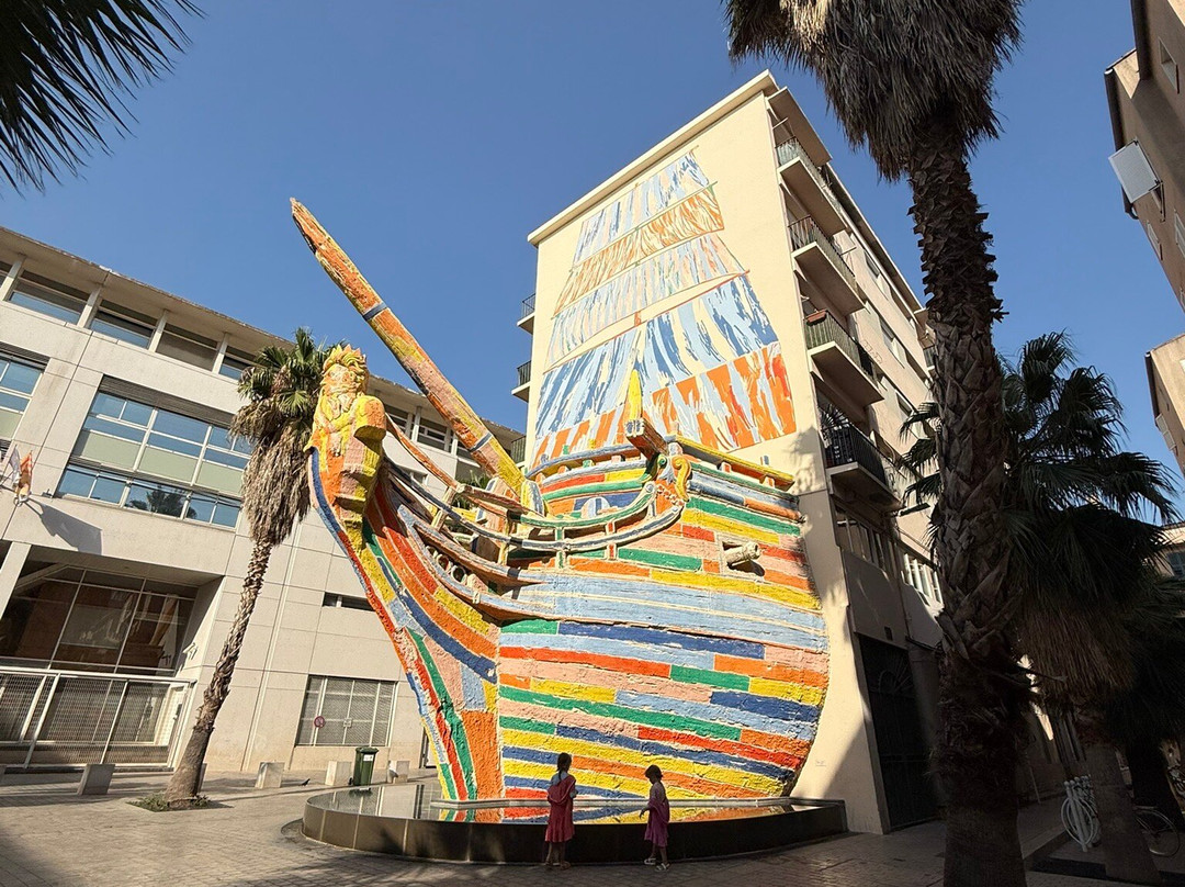 艺术酒店-土伦必去景点