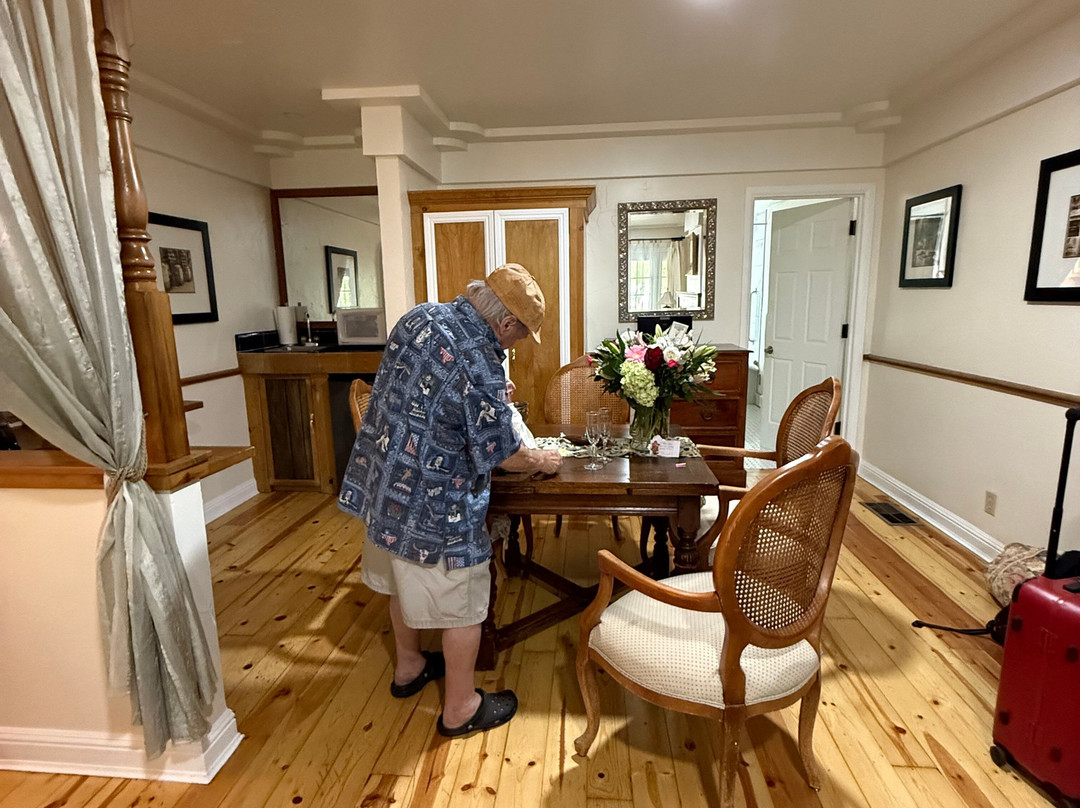 The Victoria Inn主图