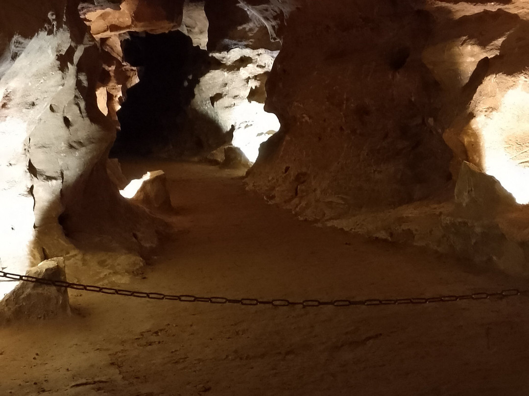 La grotte de Maxange-Le Buisson-de-Cadouin必去景点