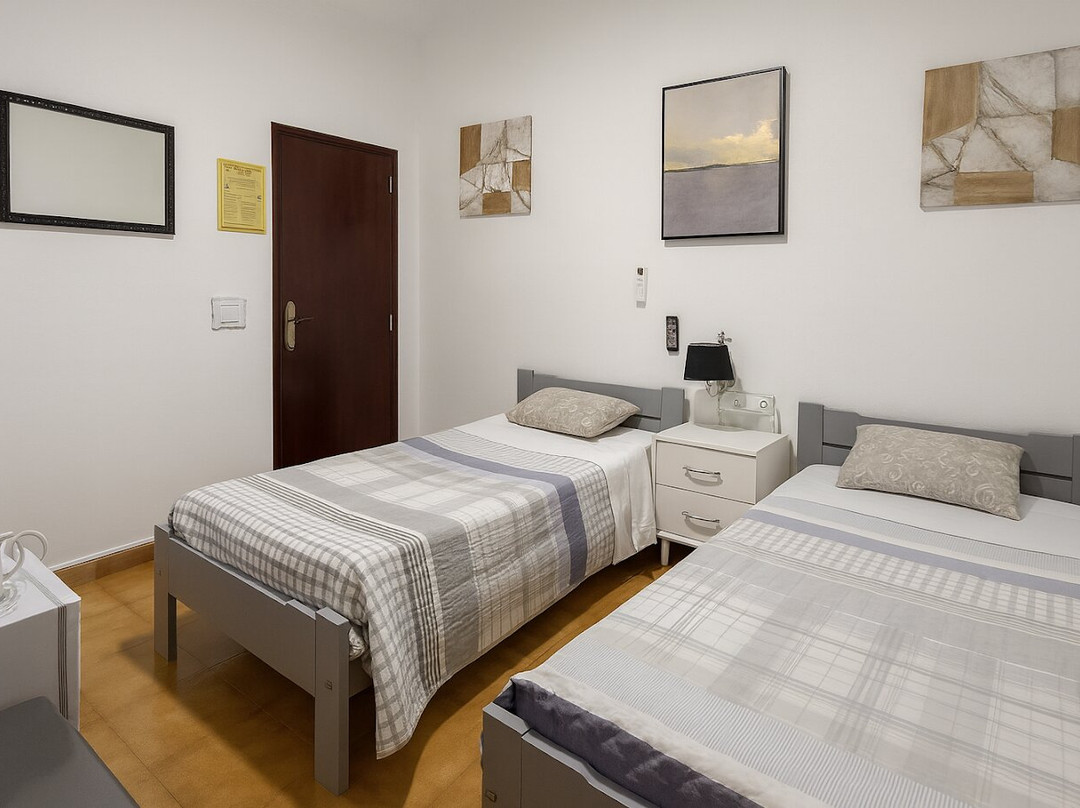 Hostel Luso Espanhola主图