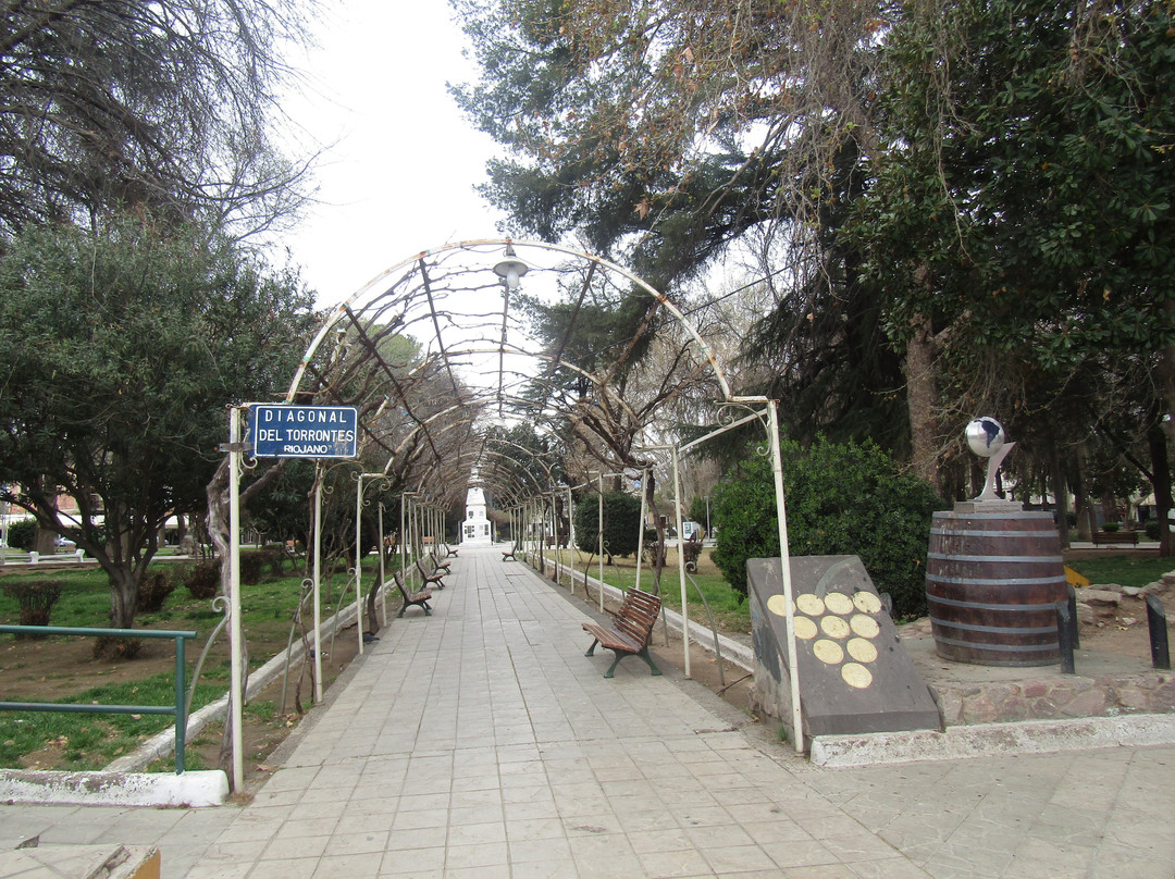 Plaza Caudillos Federales-Chilecito必去景点