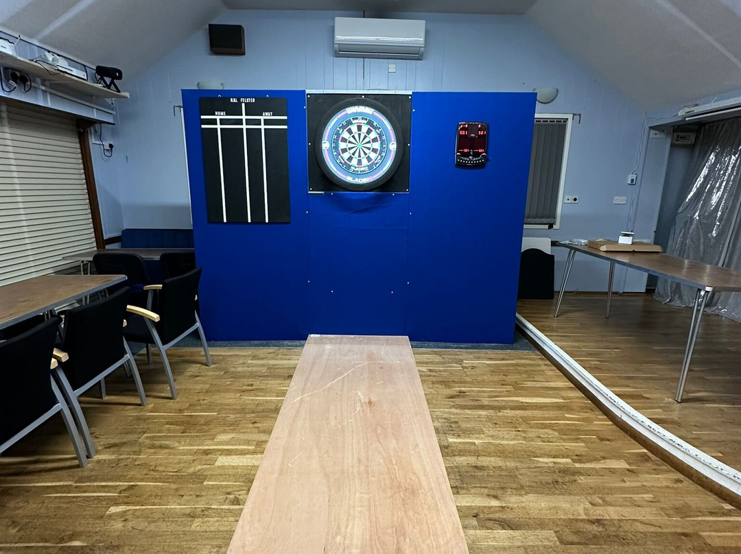 Felsted social club rbl-Felsted必去景点