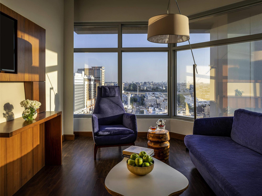 Novotel Jeddah Tahlia Street主图