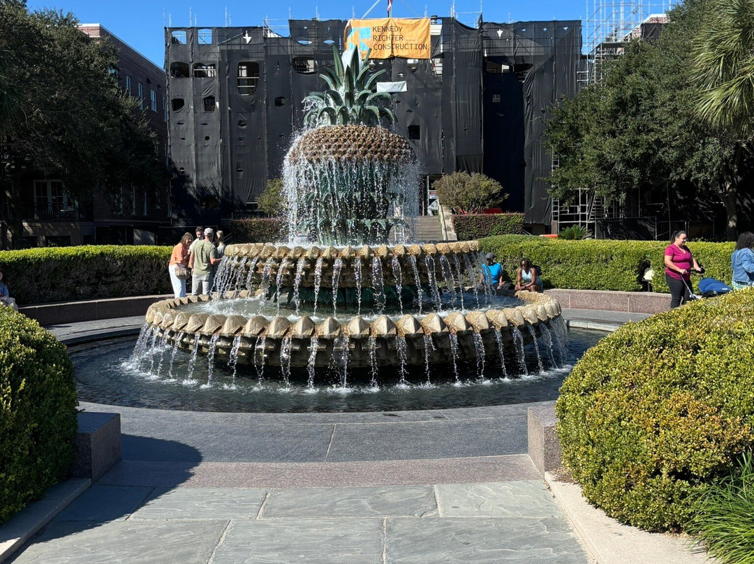 Pineapple Fountain-查尔斯顿必去景点
