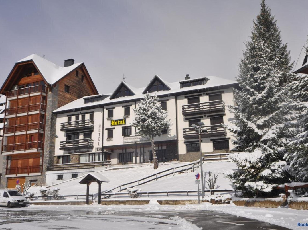 Hotel Y Apartamentos Tirol En Formigal