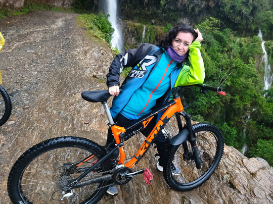 Ride On Bolivia Biking-拉巴斯必去景点