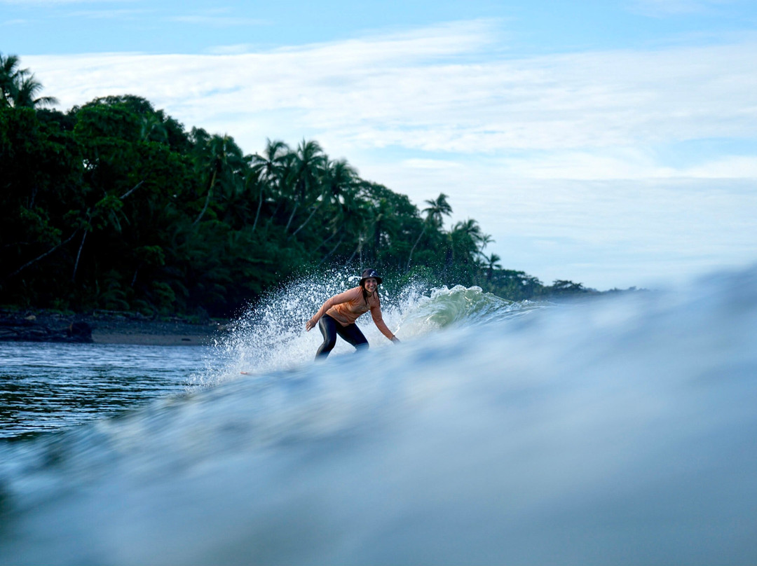 Surf With Amigas - Costa Rica-果菲托必去景点