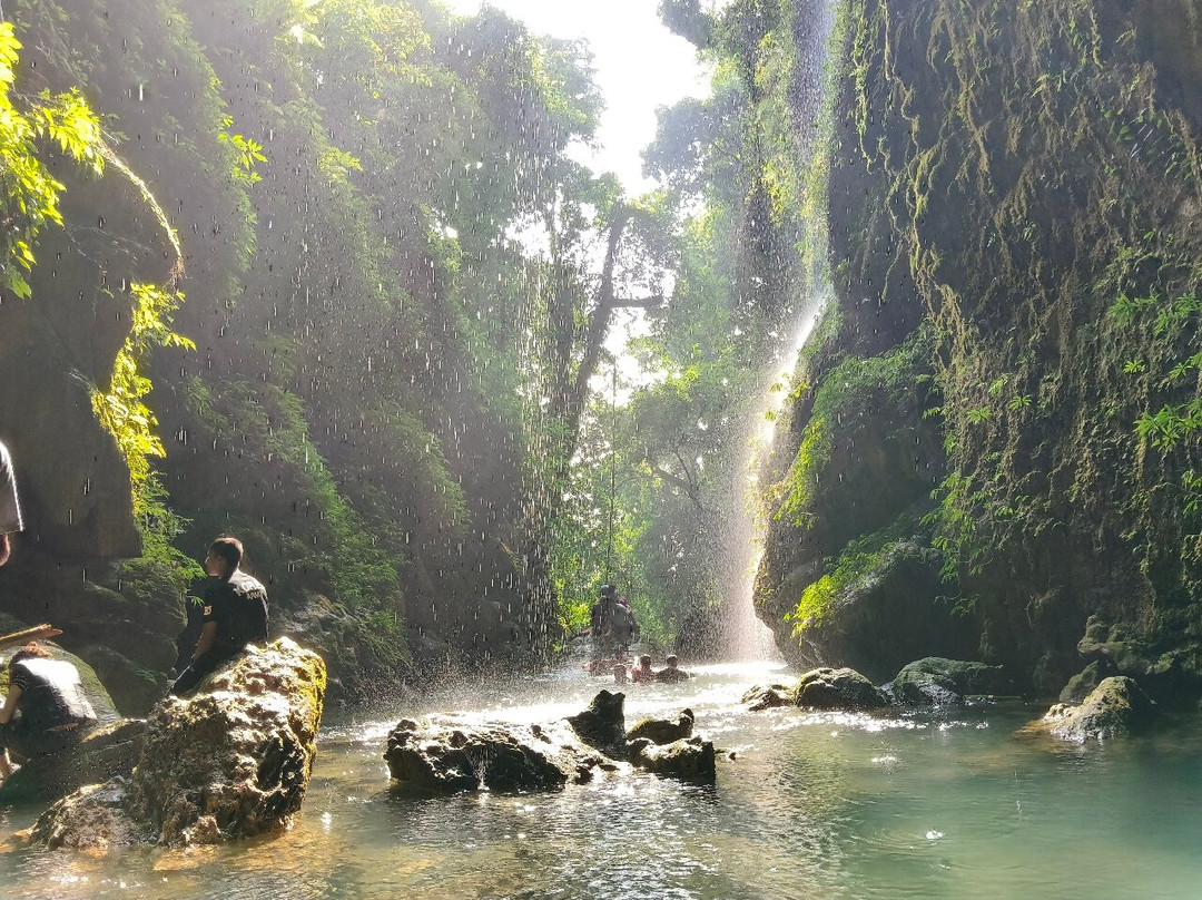 Khaddum Waterfall-Jowai必去景点