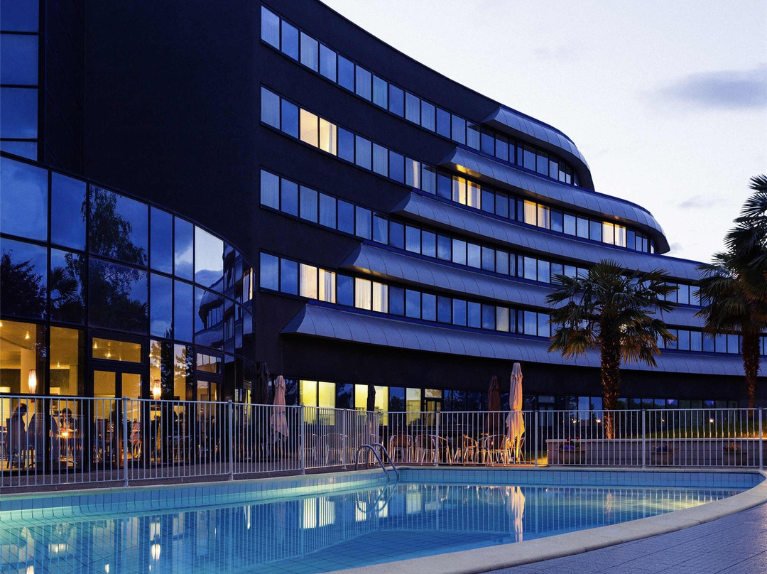 普瓦捷未来影视城诺富特酒店主图