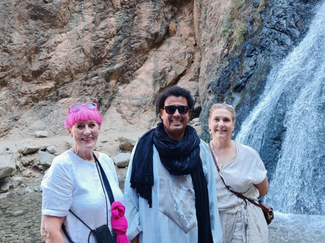 Zbartravel-扎古拉必去景点