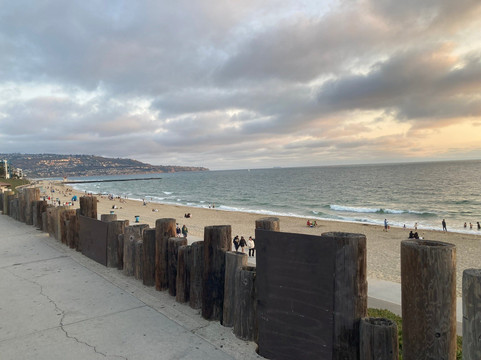 Redondo Beach-雷东多海滩必去景点