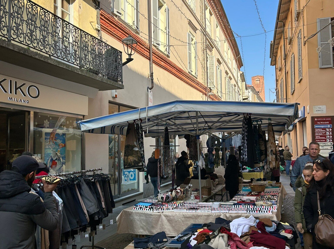 Centro Storico Alba-阿尔巴必去景点