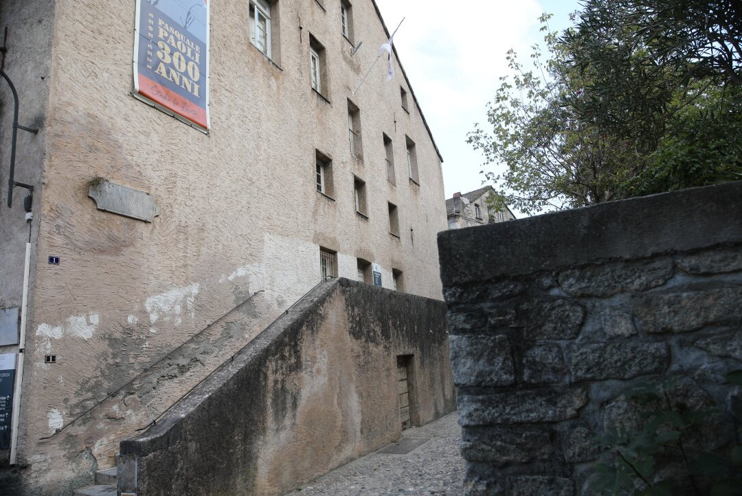 Palazzu Naziunale-Corte必去景点