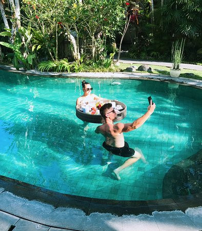 索尼娅乌布别墅酒店主图