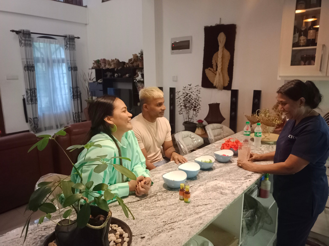 Ayush Warna-Gelioya必去景点