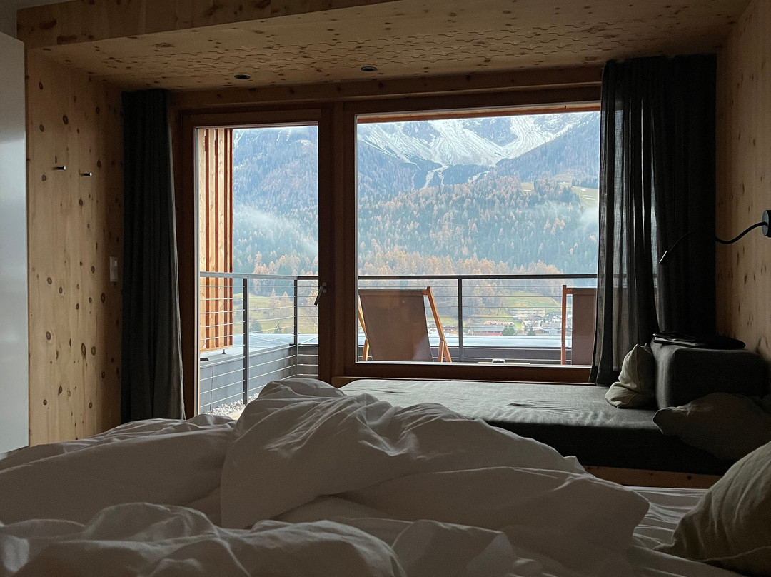 雷托霍夫全景酒店主图