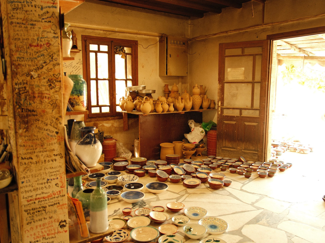 Limpertas Manolis Pottery-纳克索斯必去景点
