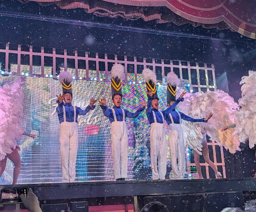 Funny Girls-黑潭必去景点