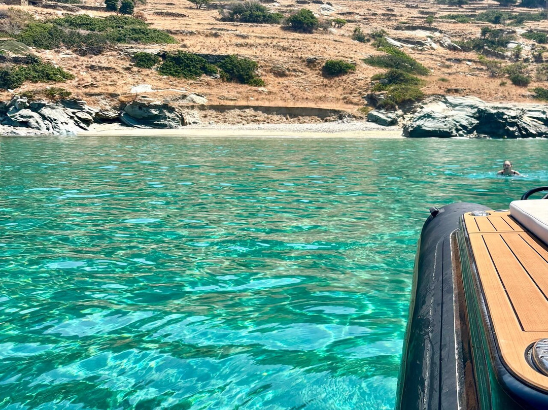 Andros Cruises & Day Trips to Cyclades-Batsi必去景点