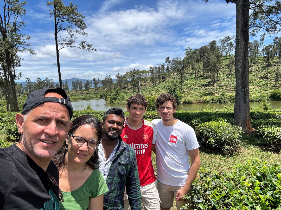 Sanju Ceylon Tours & Taxi-吉利托必去景点