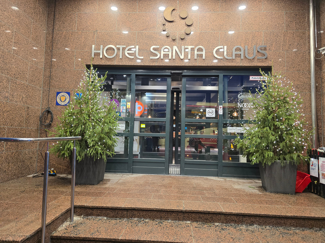 圣塔斯圣诞老人酒店主图