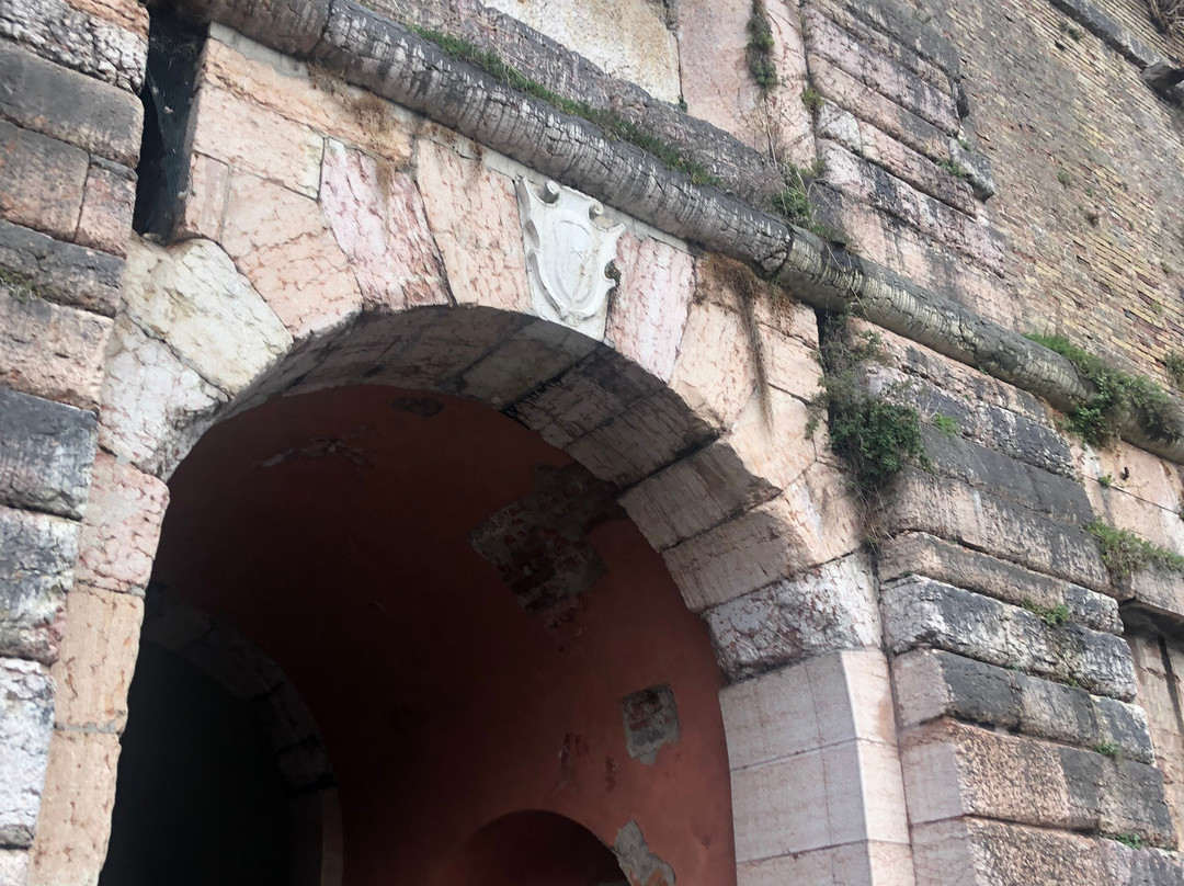 Porta Brescia-佩斯基耶拉德尔加尔达必去景点