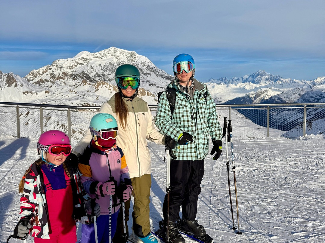 Ultimate Snowsports Tignes-提涅必去景点