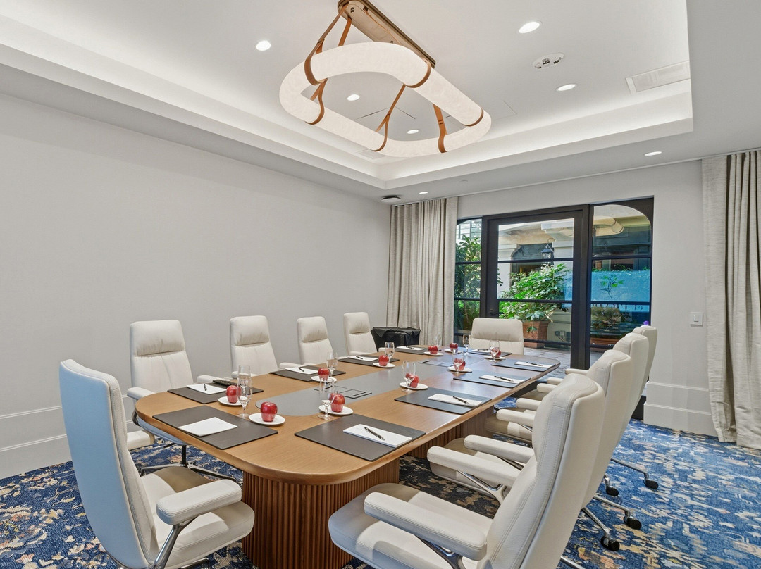 花园宫殿酒店主图