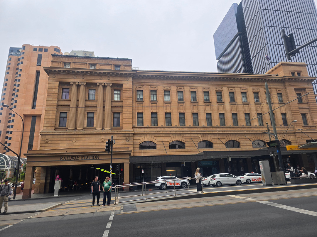 格罗夫纳美居酒店主图