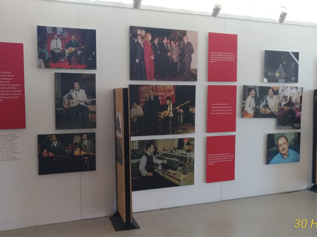 Neset Ertas Kultur Merkezi