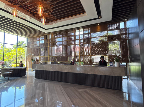 桑蒂卡普雷米埃巴东酒店主图