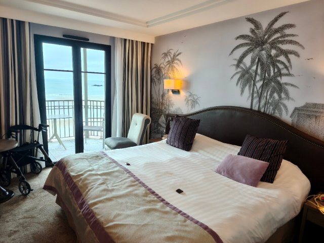 Hôtel Le Nouveau Monde-官方