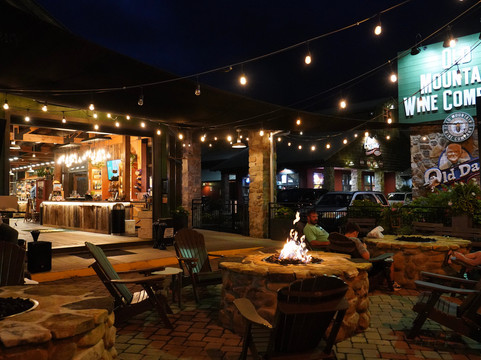 Old Mountain Wine Company-盖林柏格必去景点