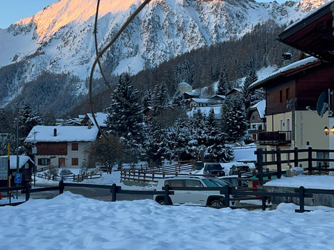 小王子酒店主图