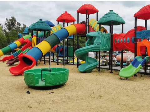 Oupa Splash-Marguerittes必去景点