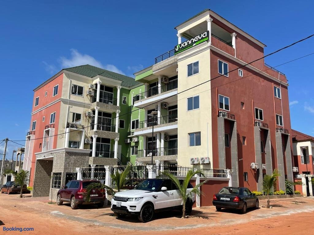 Janneya Apartments Dalaba Estate