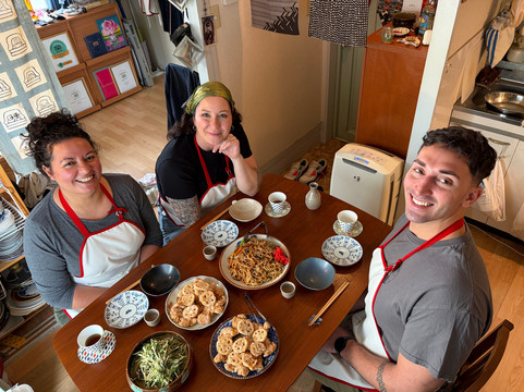 Comburger Cooking Japanese Home Meal with Sato-Shinjuku 3 Chome必去景点