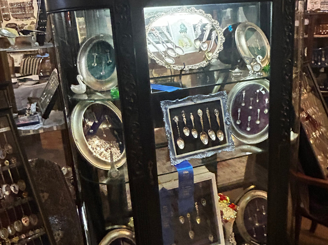 Mississippi Spoon Gallery-达文波特必去景点