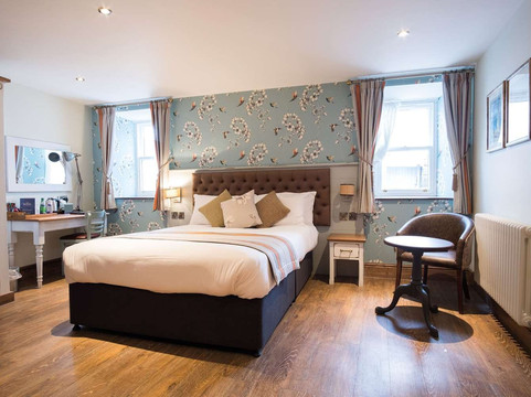 皇家希舍姆酒店主图