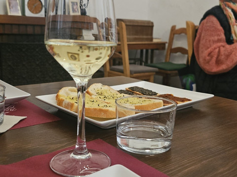 Bodegas Faelo-埃尔切必去景点