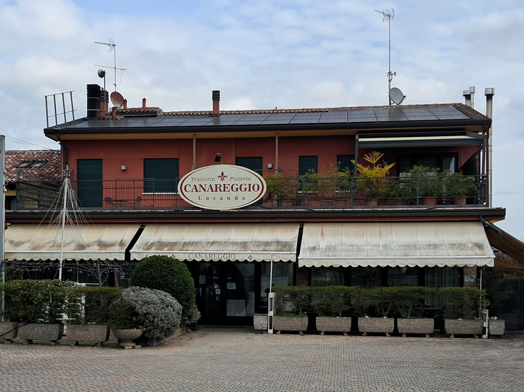 洛坎达卡那雷吉欧酒店主图