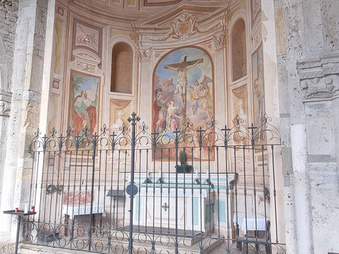 Basilica di Santa Giulia-Bonate Sotto必去景点