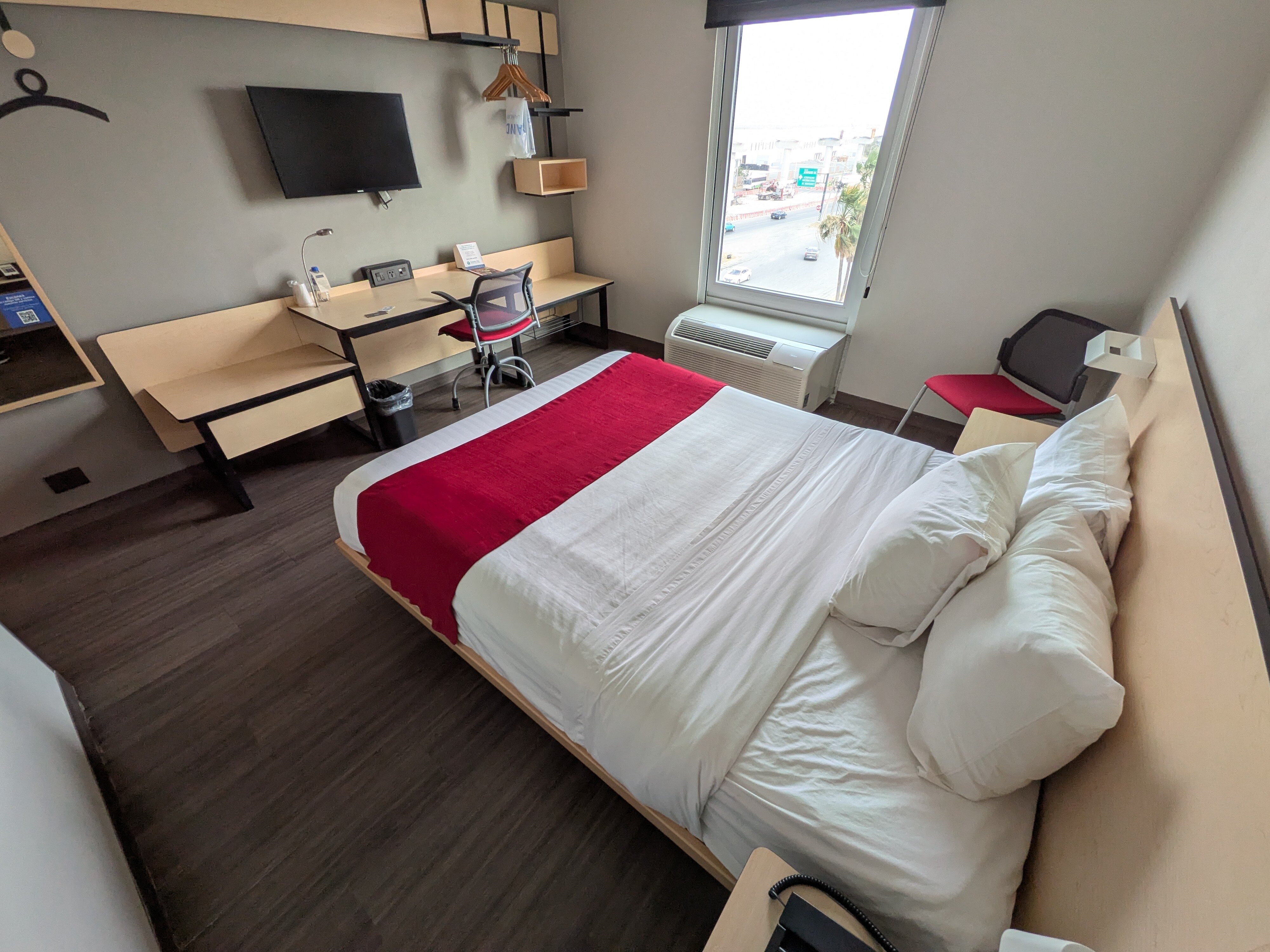 万豪旗下蒙特雷机场城市快捷酒店-客卧